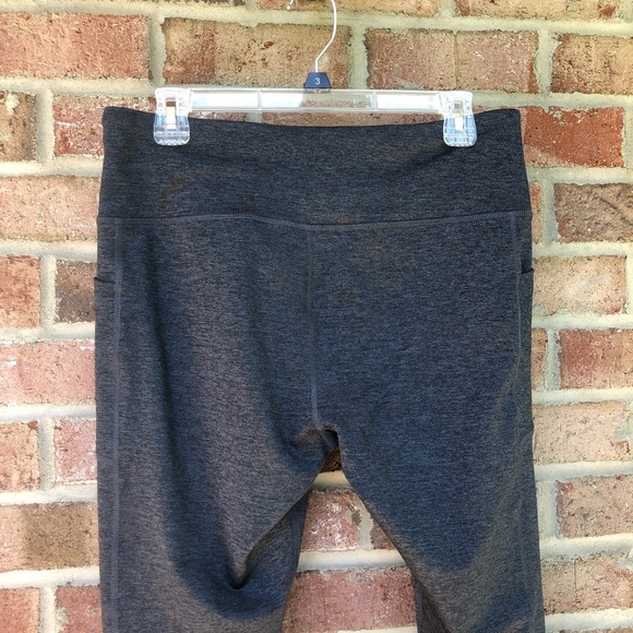 Avia grey & black with white stripes active leggings Like New - 2 pair bundle - Picture 3 of 16